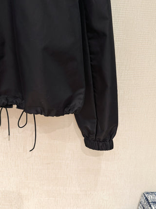 Early spring new arrival: Short, drawstring, zippered windbreaker jacket.