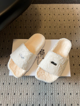 26ss Platform Flat-Toe Plush Slippers