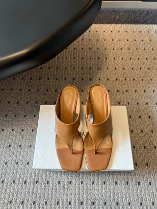 Khait* 26SS Spring-Summer New Collection: Simple Square-Toe Clog Heeled Sandals