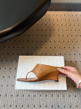 Khait* 26SS Spring-Summer New Collection: Simple Square-Toe Clog Heeled Sandals
