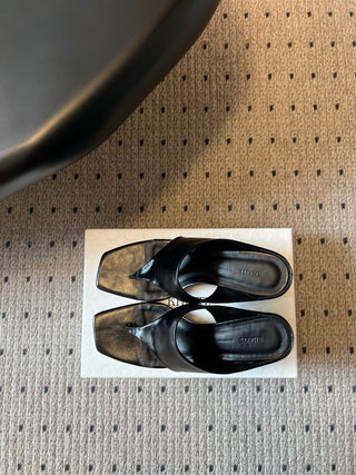 Khait* 26SS Spring-Summer New Collection: Simple Square-Toe Clog Heeled Sandals