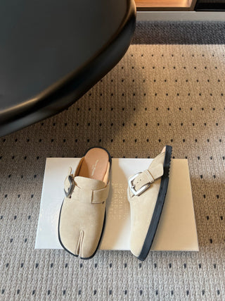 Maison Margiel*26ss Spring-Summer New Collection: Split-Toe Mules/Brogues with Straps