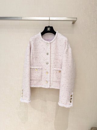 Chane*26’s new model of tweed vest