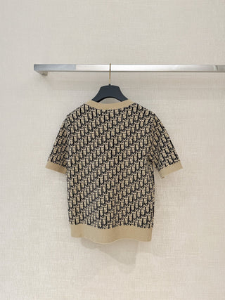 Dio*26’s new Oblique Old Floral Short-Sleeve Knit