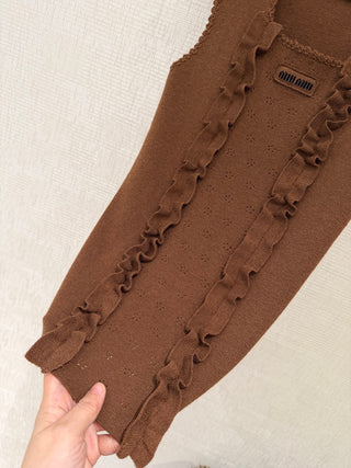 MiuMi*26 Spring/Summer New Collection: Square Neck Lace-Embellished Knit Vest