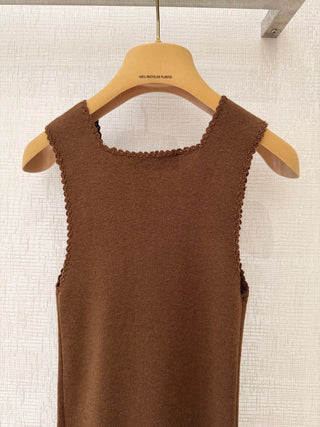 MiuMi*26 Spring/Summer New Collection: Square Neck Lace-Embellished Knit Vest