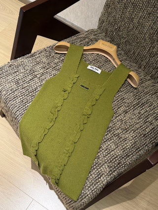 MiuMi*26 Spring/Summer New Collection: Square Neck Lace-Embellished Knit Vest