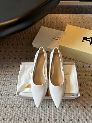 The Ro*26ss summer new collection featuring pointed toes, cat heels, and minimalist office loafers
