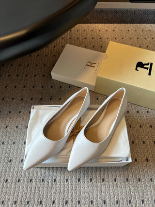 The Ro*26ss summer new collection featuring pointed toes, cat heels, and minimalist office loafers