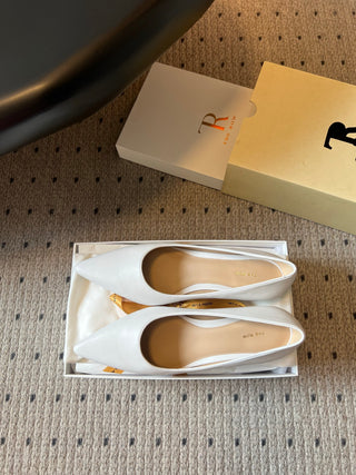 The Ro*26ss summer new collection featuring pointed toes, cat heels, and minimalist office loafers