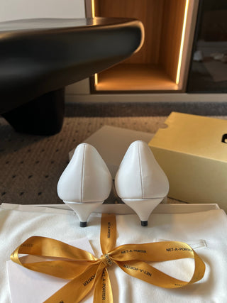 The Ro*26ss summer new collection featuring pointed toes, cat heels, and minimalist office loafers