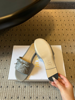 Dio*26ss Summer New Collection: Woven Stripe Floral Bow One-Slip Sandals