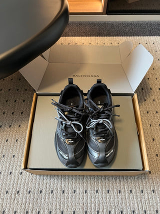 Balenciaga*Radar Summer Collection: New Casual Sneaker