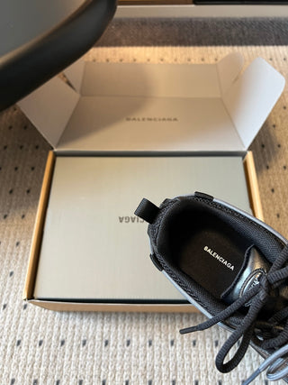 Balenciaga*Radar Summer Collection: New Casual Sneaker