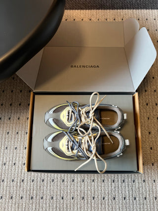 Balenciaga*Radar Summer Collection: New Casual Sneaker