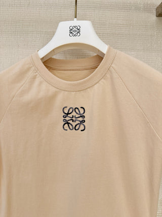 Loew* Spring-Summer 2026 New Collection Anagram Embroidered T-Shirt