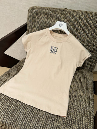 Loew* Spring-Summer 2026 New Collection Anagram Embroidered T-Shirt