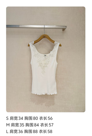 Chloé’s new spring 2026 water-soluble lace vest