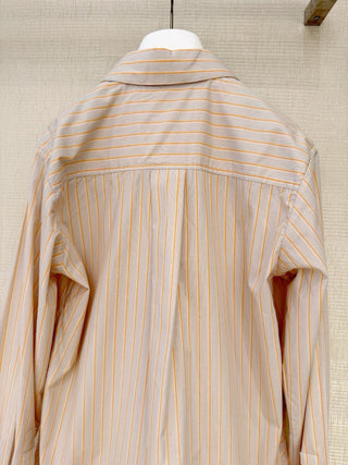 Loe**26 Spring/Summer New Arrivals: Apricot-colored Striped Waist-Cinching Shirt