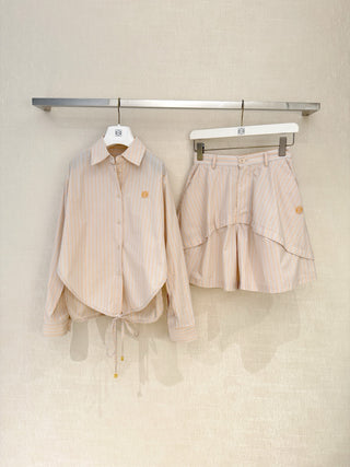 Loe**26 Spring/Summer New Arrivals: Apricot-colored Striped Waist-Cinching Shirt