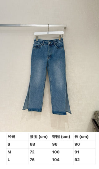 Loewe’s high-end authentic quality, LW style.