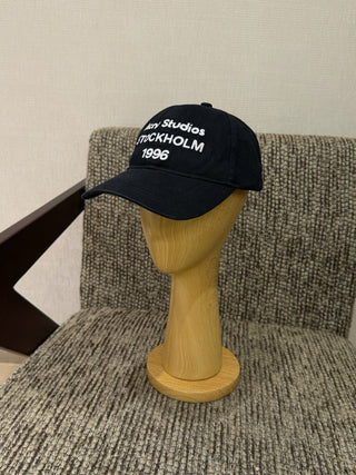 Acne26’s new water-washed texture baseball cap