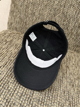Acne26’s new water-washed texture baseball cap