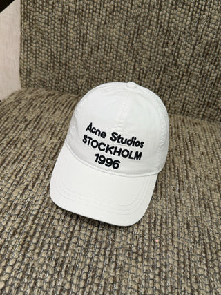 Acne26’s new water-washed texture baseball cap