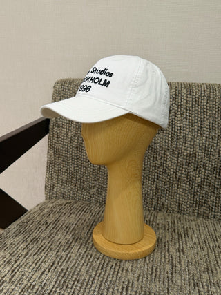 Acne26’s new water-washed texture baseball cap