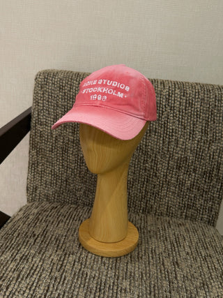 Acne26’s new water-washed texture baseball cap