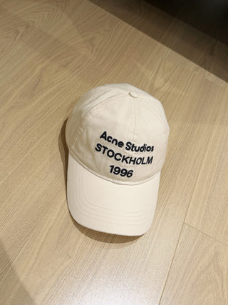 Acne26’s new water-washed texture baseball cap