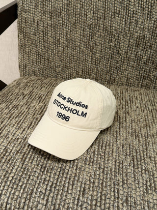Acne26’s new water-washed texture baseball cap