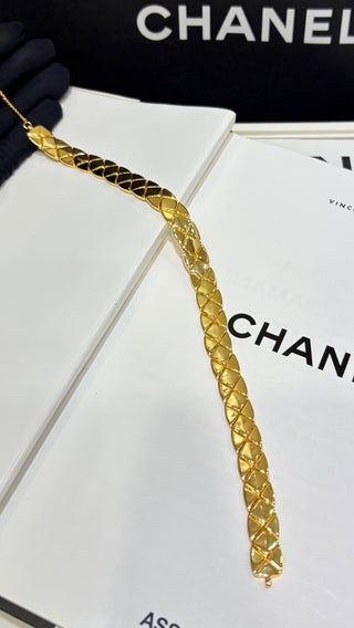 𝑪𝒉𝒂𝒏𝒆 * New Coco Crush Lace-Pattern Gold Mini Necklace Choker.