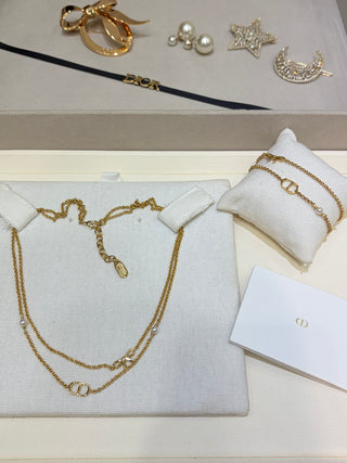𝐃𝐢𝐨 * New 26ss model: Gold Floral Bow CD Pearl Double-Layer Necklace.