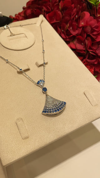 𝐵𝑣𝑙𝑔𝑎𝑟 * Gradient sapphire fan with large size and full-set diamonds