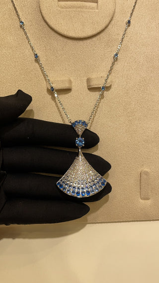 𝐵𝑣𝑙𝑔𝑎𝑟 * Gradient sapphire fan with large size and full-set diamonds