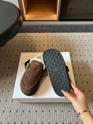 Prad*26ss Early Autumn New Collection of Lamb Fur Headband Birkenstock Shoes.