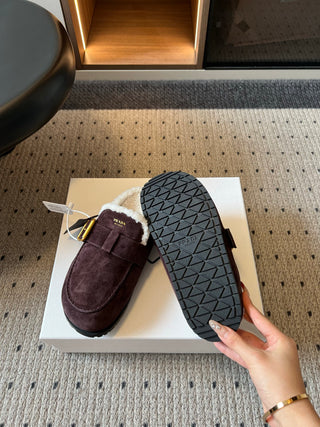 Prad*26ss Early Autumn New Collection of Lamb Fur Headband Birkenstock Shoes.