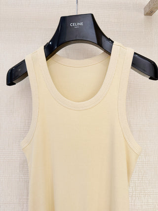 Celin*26 New Model: Embroidered Triumph Arch Logo Round-Neck Vest