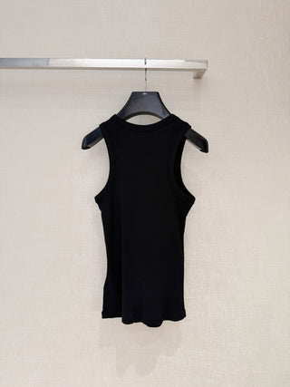 Celin*26 New Model: Embroidered Triumph Arch Logo Round-Neck Vest