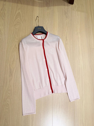 Dio*26’s new pink knit cardigan.