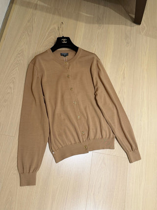 Chane*26’s new lightweight knit cardigan.