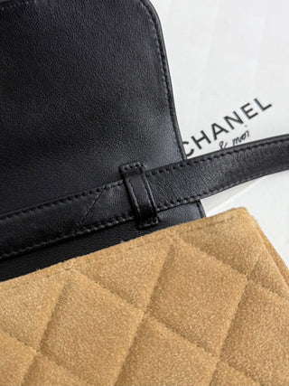 Chanel 25A suede-covered zippered bag