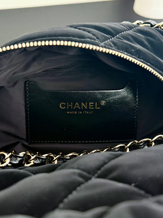 CHANEL 25n Ski Season Report⛷️ Black maxi, extra-large size.