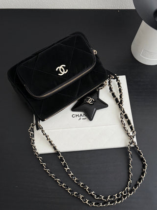 Chanel 25N Velvet Star⭐Camera bag, black.