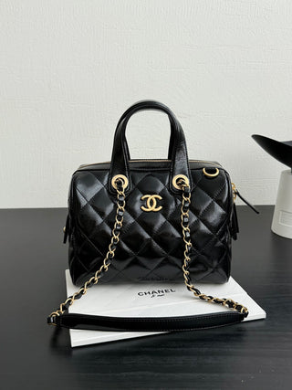 CHANEL 25A Oil-and-Wax Leather Bowling Ball (Small Size)
