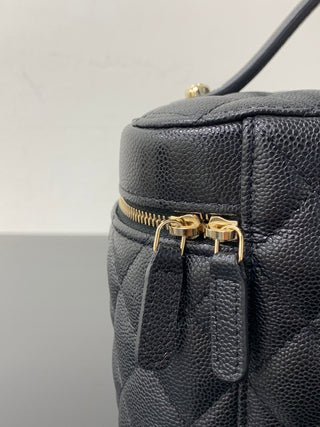 CHANEL Classic Handbag for Makeup, Black
