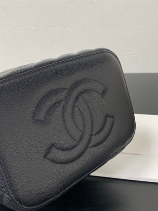CHANEL Classic Handbag for Makeup, Black