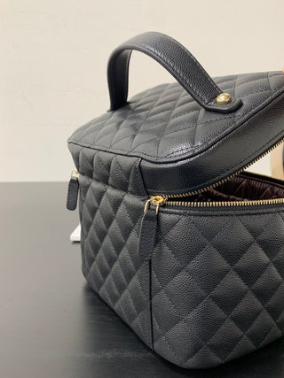 CHANEL Classic Handbag for Makeup, Black