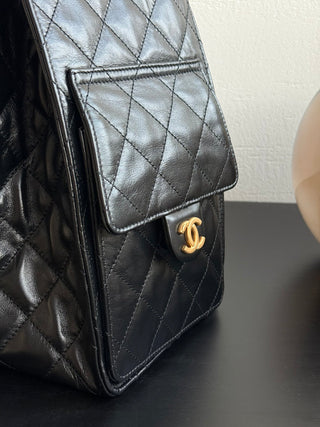 CHANEL 25C drawstring bucket hobo, black, large size.